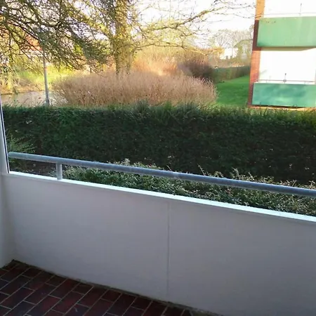 Little Freedom With Balcony,